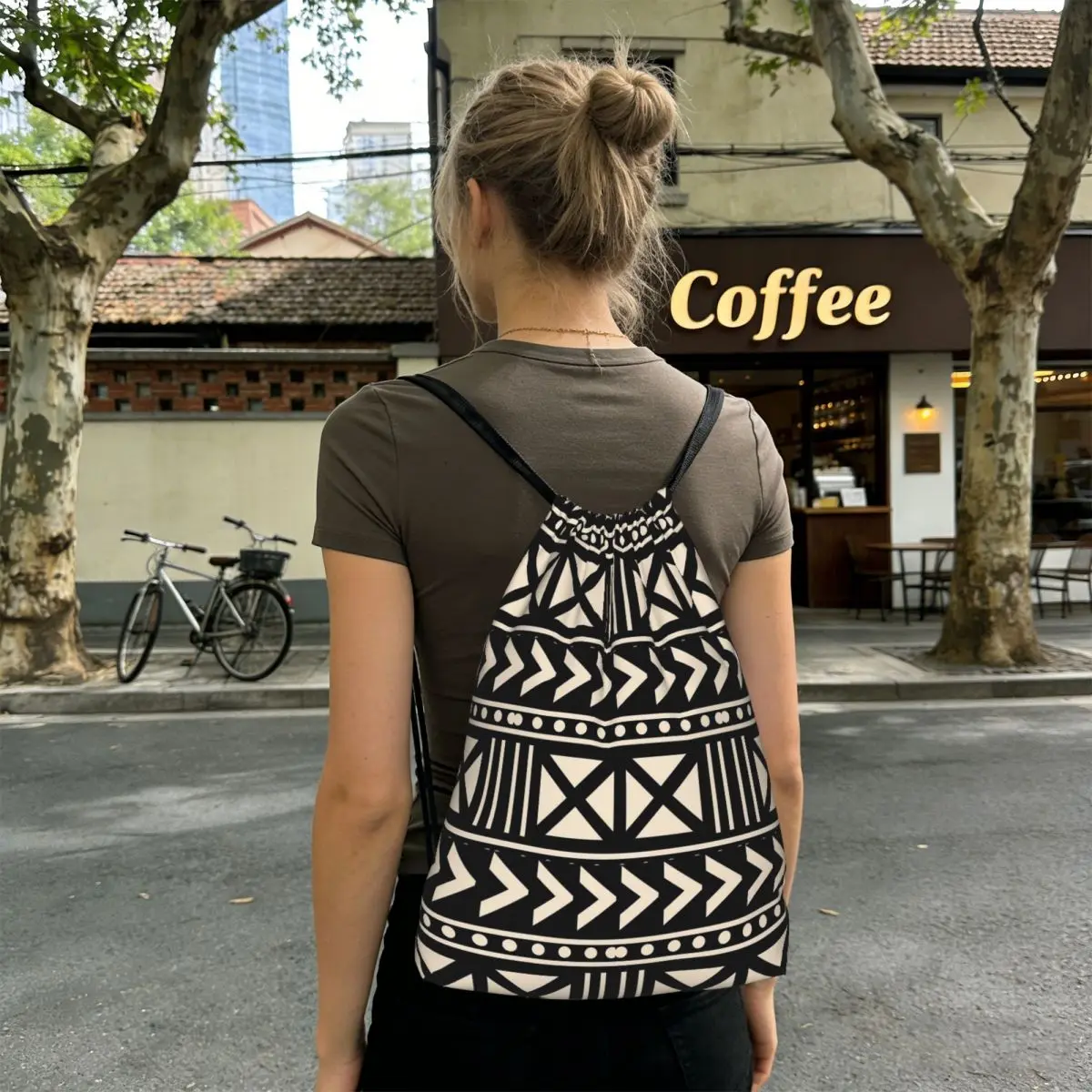 African Mud Cloth Black And White Trending Backpacks Fashion Drawstring Bags Sports Bag Book Bags for Man Woman School