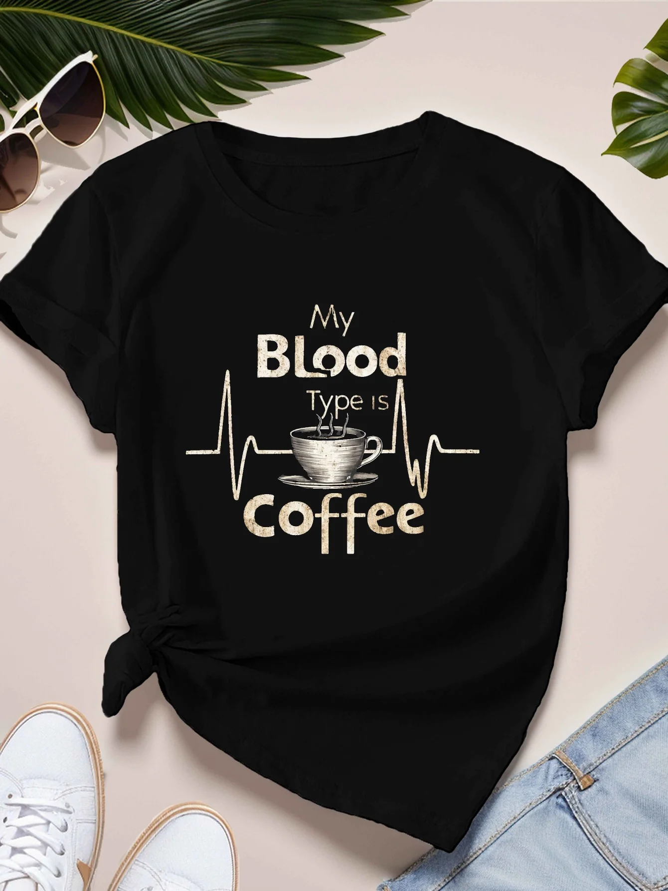 เสื้อยืดผู้หญิงลาย Teediy My Blood Type Is Coffee