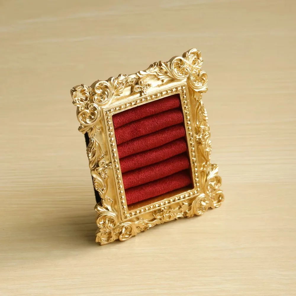 Vintage Gold Ring Display Stand Velvet Organizer Baroque Design Suede Earring Tray Photo Frame Ring Holder Jewelry Display Rack