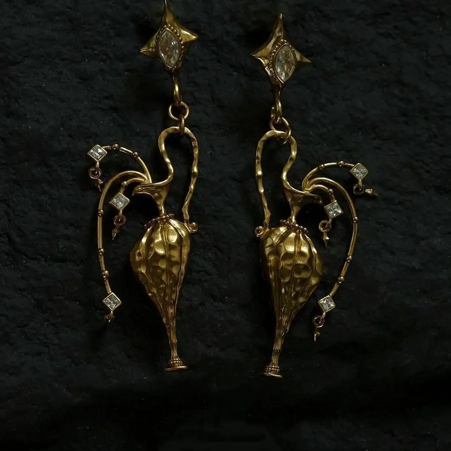 Luxury Style Star Wine Bottle Design Earrings Y2K Gothic Punk Gold Color Crystal Dangle Earrings For Women