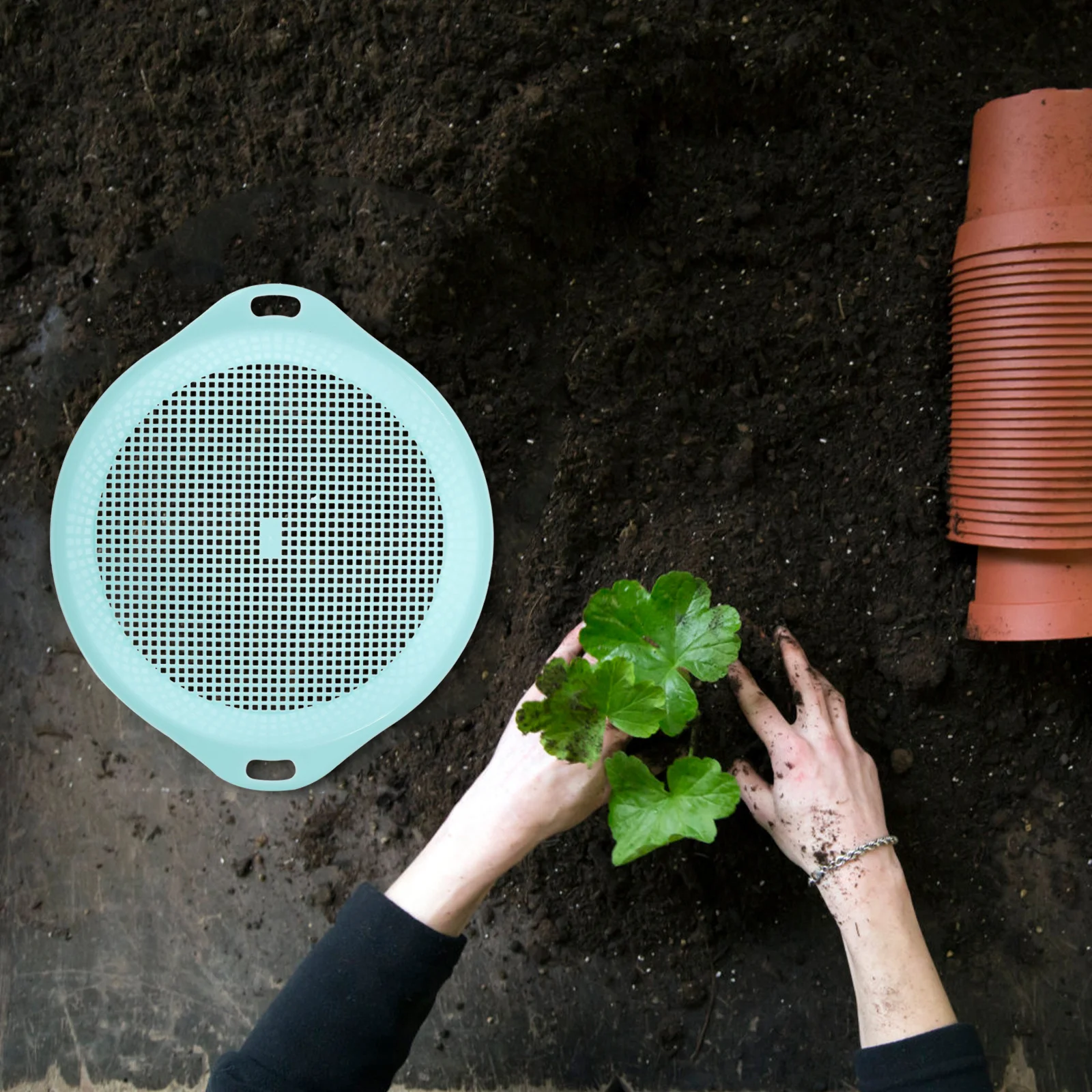 4 قطعة غربال حديقة بلاستيكي أخضر مع مقبض شبكة التربة لغز لأداة فحص حجر السماد خفيفة الوزن متينة حديقة صغيرة