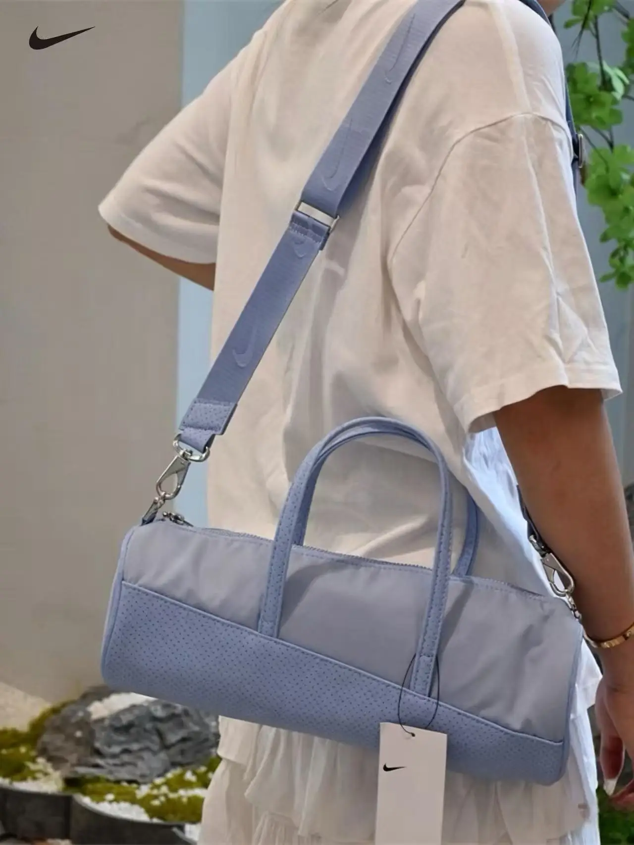 nike-dq5812-479-borsa-a-tracolla-cilindrica-da-donna-borsa-a-mano-casual-per-palestra-fitness-e-pendolari