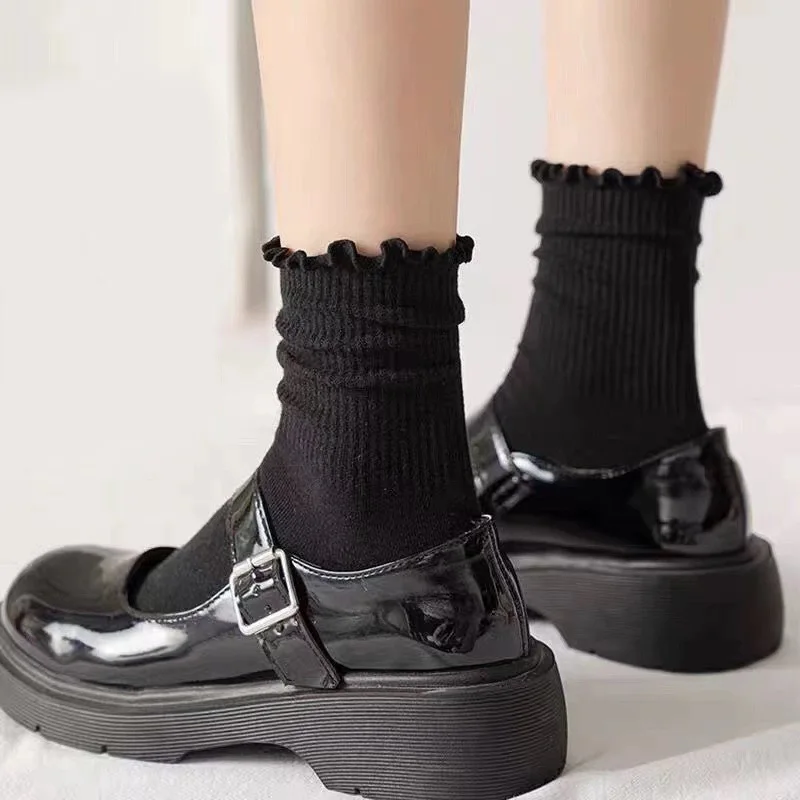 Kaus kaki Ruffle untuk wanita 3 pasang/lot kaus kaki Mid Crew Middles Tube Ankle tinggi bernapas hitam putih Calcetines wanita musim semi musim gugur