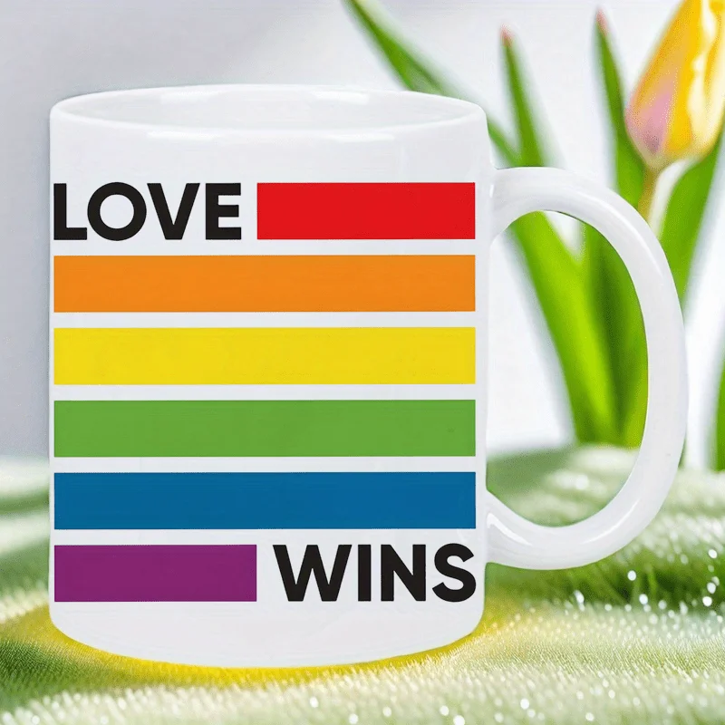 

Керамическая кружка Love Wins в радужную полоску — вдохновляющая кофейная чашка для равнений и гордости, белая керамическая чашка с разноцветными полосками
