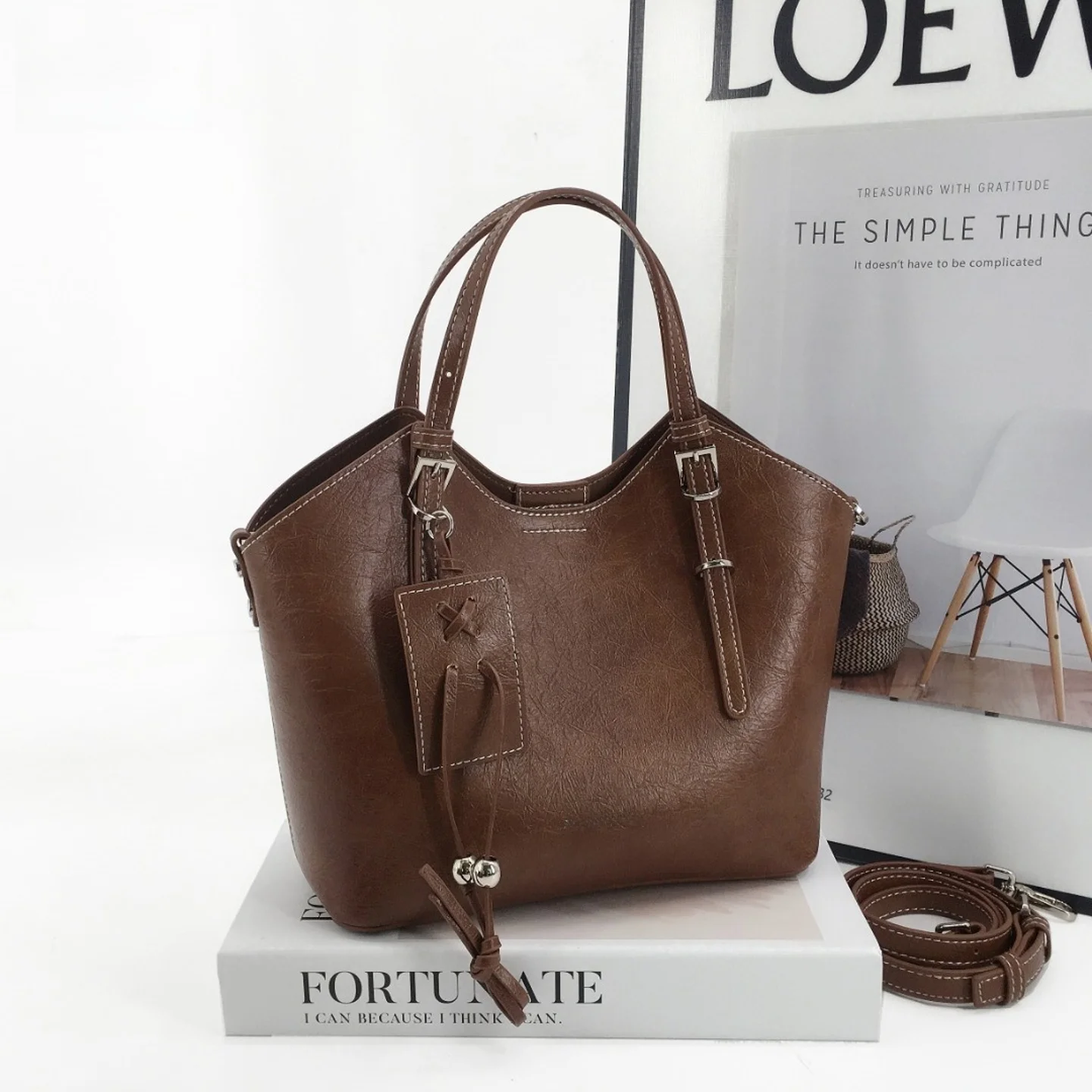 

Повседневная женская сумка-корзина Hobo с мягкой ручкой, на молнии, для ежедневного использования, средняя, из мягкой искусственной кожи, на плечо