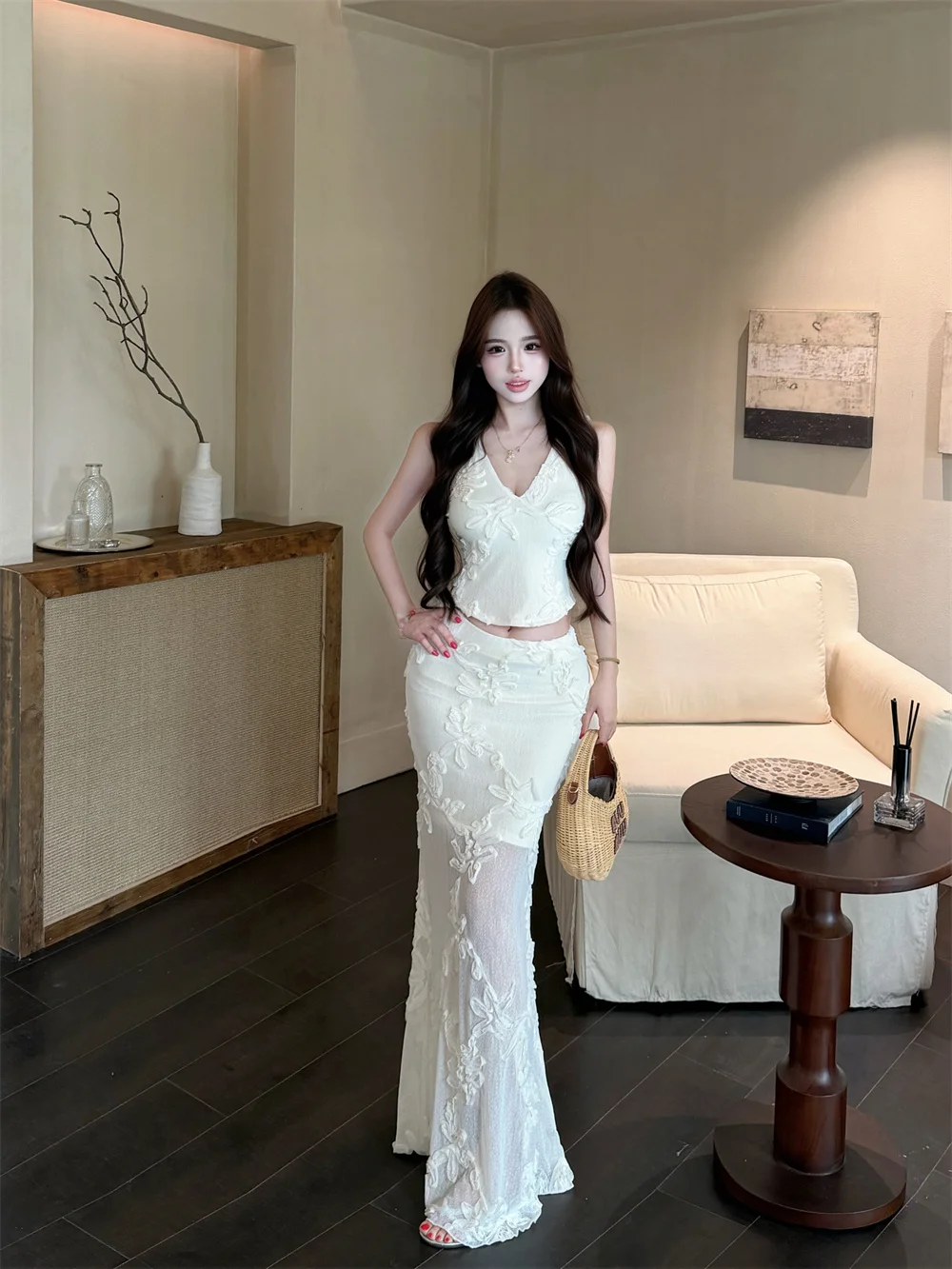 

Kumikumi Embroidered White Crop Top And Skirt Set Women's Summer Fashion Two-Piece Suit Hollow out V-Neck Sleeveless High Waist