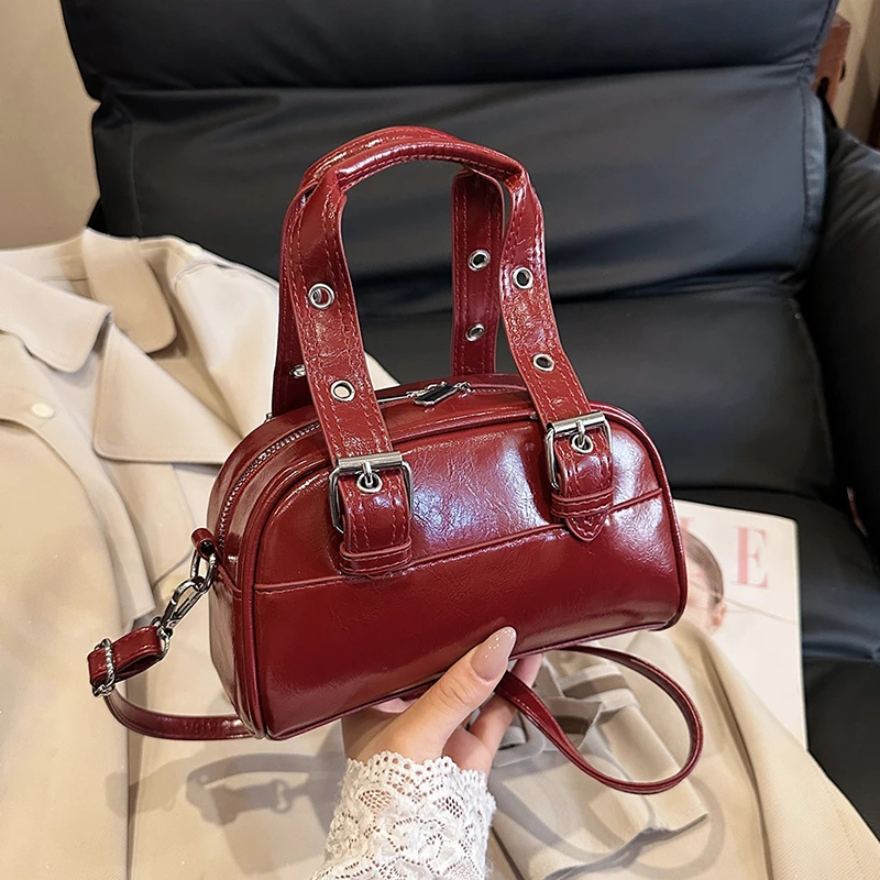 

Красная маленькая женская сумка, черная кофейная сумка через плечо из искусственной кожи, универсальная дорожная сумка, модная женская сумка в корейском стиле