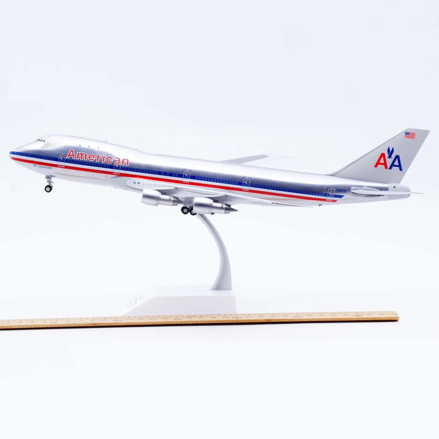 

XX20291 Alloy Collectible Plane Gift JC Wings 1:200 American Airlines Boeing 747-100 Diecast Aircraft Jet Model N9670
