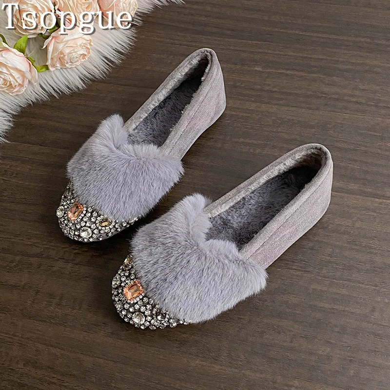 

Women Winter Warm Plush Shoes Cozy Slip On Loafers Female Crystal Decorate Fur Flats Outdoor Casual Cotton Shoes Large Size