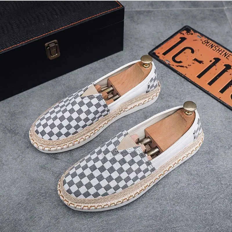 Men's Breathable Plaid Casual Cloth Shoes Summer Lightweight Walking Sneakers Comfortable Fisherman Style Footwear