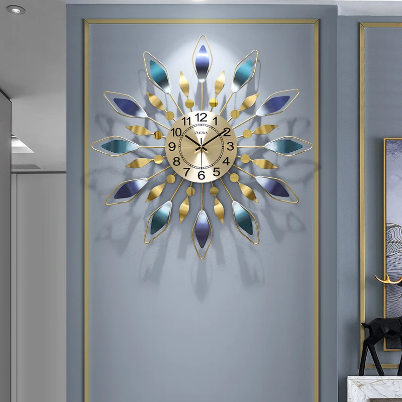 Fashion Design Wall Clocks Digital Luxury Restaurant Minimalist Wall Watch Interior Relogio De Parede Living Room Decoration