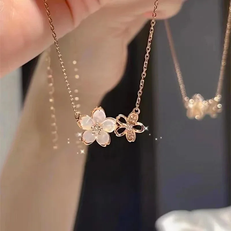 

Romantic Shell Hollow Double Cherry Blossoms Pendant Necklace for Women New Elegant Temperament Ladies Wedding Party Jewelry