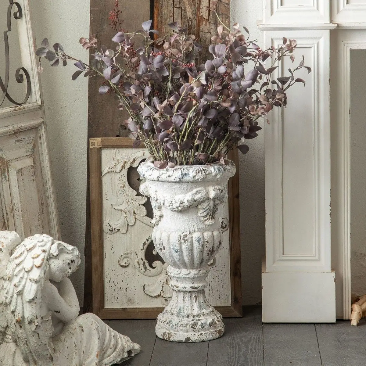 

European-style retro balcony floor-standing vase ornaments decorative props flower pots