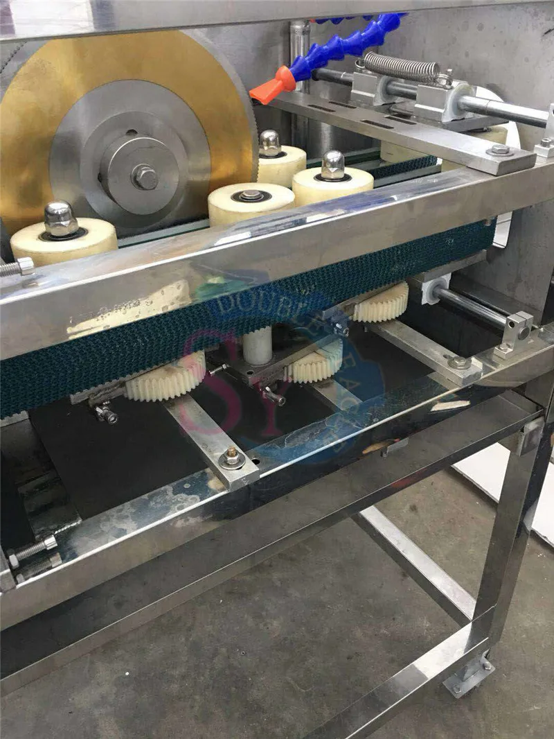 2000 kg/u Hoog rendement commerciële roestvrijstalen automatische vis 3-delige filetmachine/vis middenbeen verwijder machine