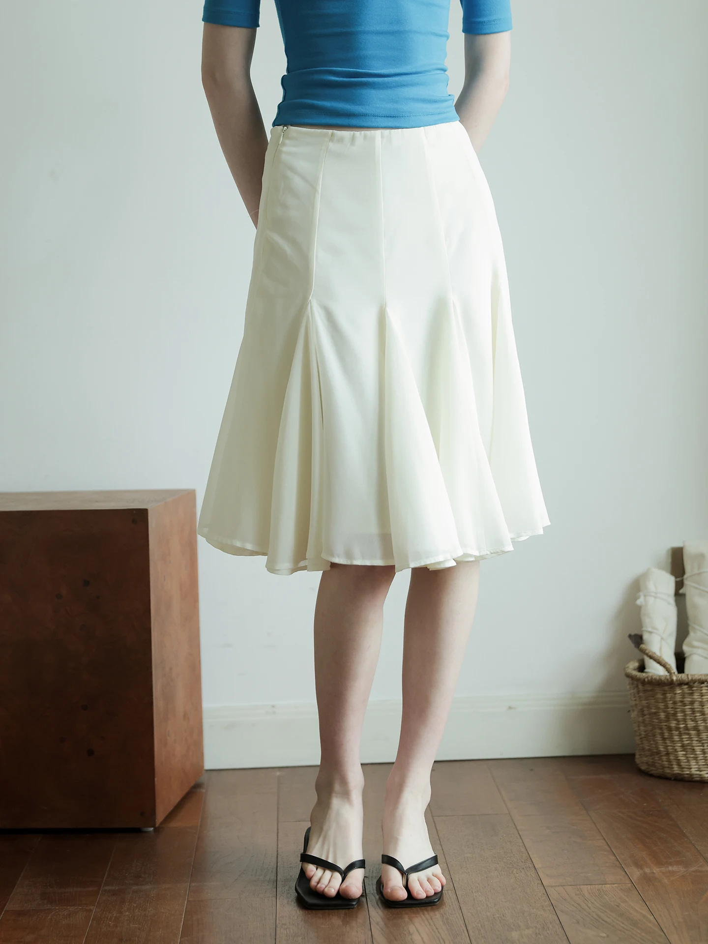 

Spring Elegant High Waist A-Line Skirt Women's Slimming Pleated Design Summer New Style Polyester Fiber Loose Fit