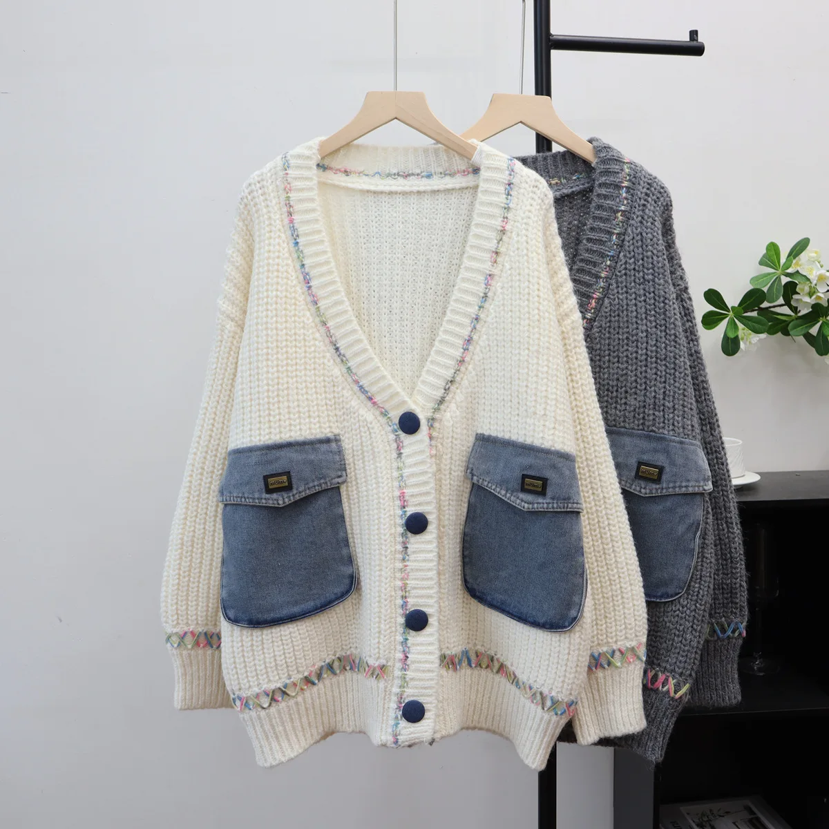 

Women Knitted Cardigan Sweaters Spliced Jumpers Denim Pocket V Neck Long Sleeves Single Breasted Loose Fit 2025 Autumn Winter