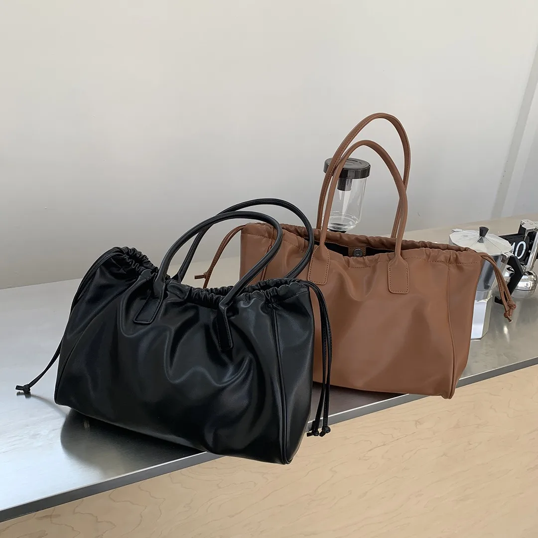 Luxury Designer Large Capacity Tote Bag with Drawstring Cloud Design Handbag And Wallet - Premium PU Leather Single Shoulder Bag