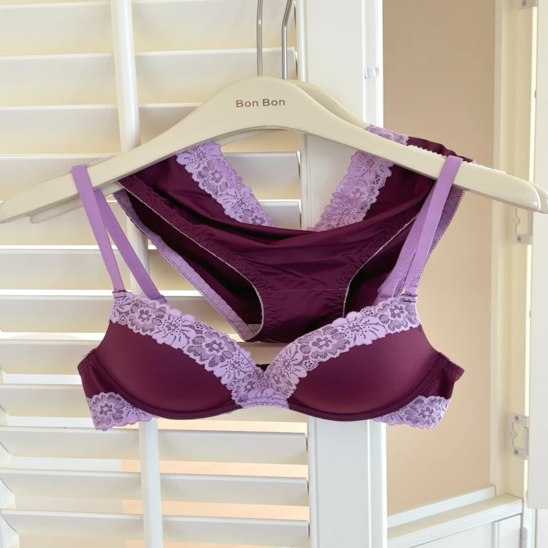 Conjunto de lencería sexy con estampado de leopardo para mujer, sujetador de encaje push-up sin aros, ropa interior diaria atractiva y cómoda que realza la figura.
