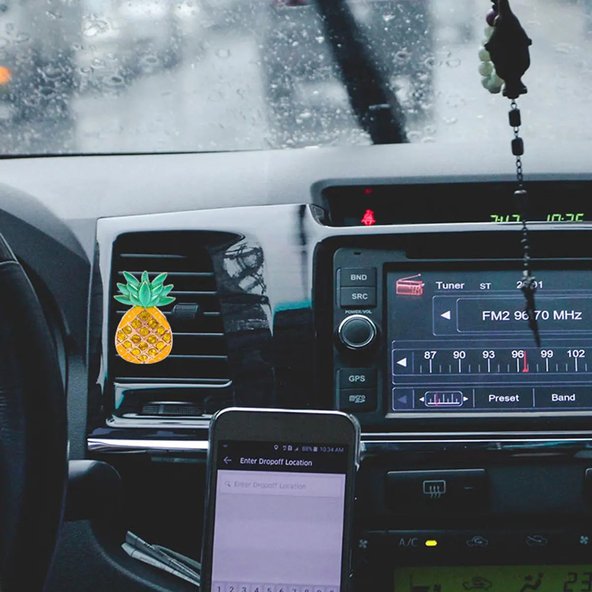 

Aromatherapy Clip Pineapple Car Vent Diffuser Fresheners Scent Charms Rhinestone Elegant Mini Air Purifier For Car Home Office