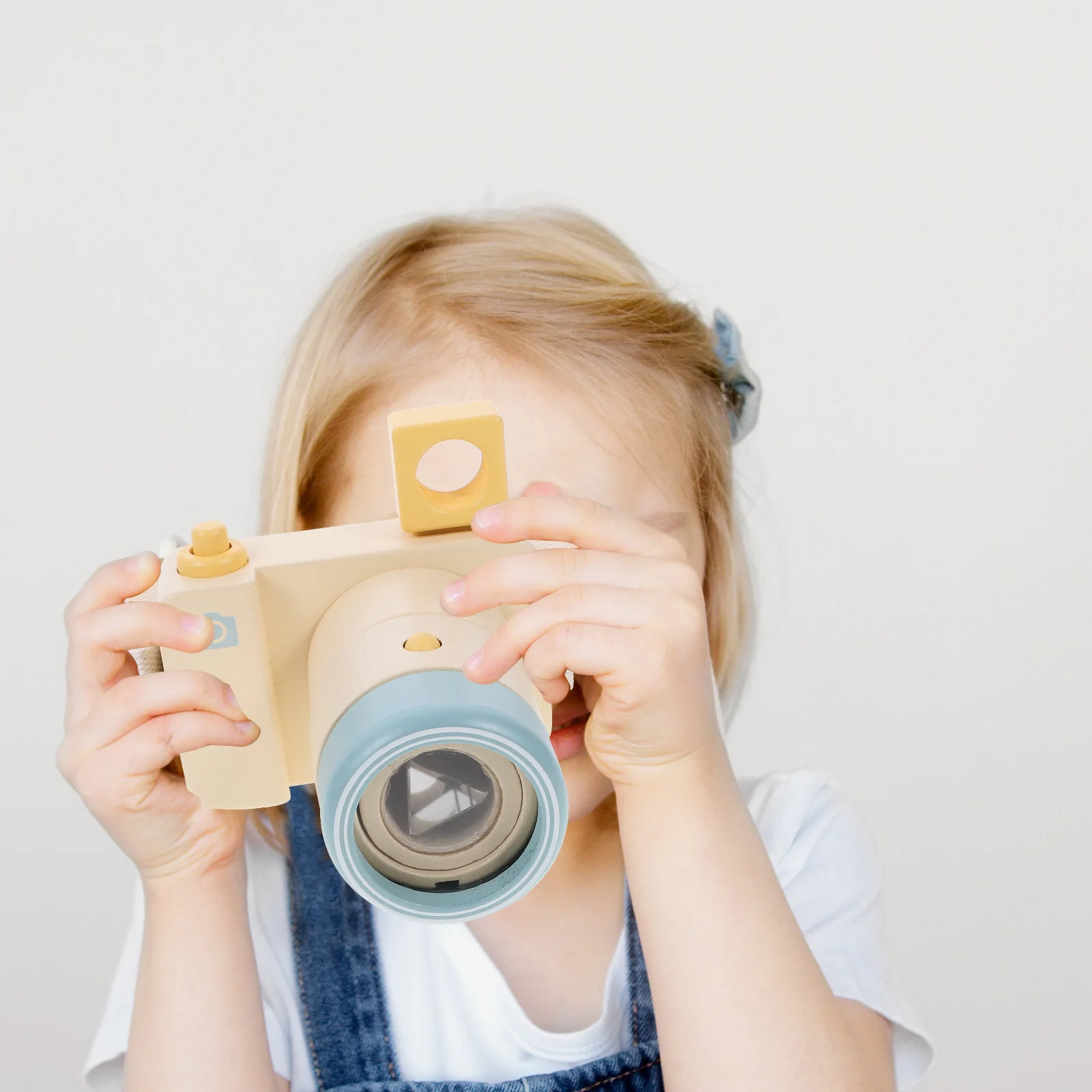 

Kaleidoscope Camera Toy for Kids Educational Wooden Mini Shaped Inspires Exploration Safe Children