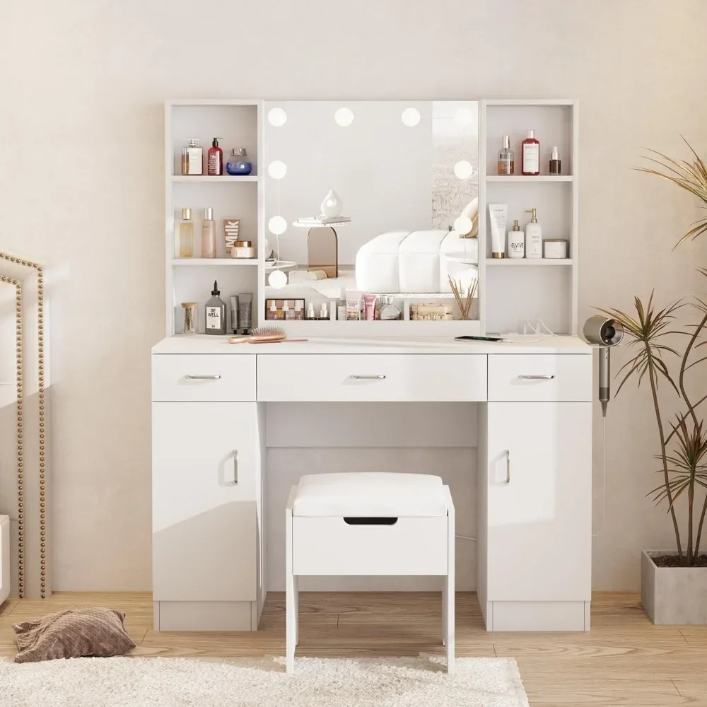 Makeup Vanity Table with Lighted Mirror & Outlets, Large Vanity Set Vanity Desk with Lots Storage, 3 Lighting Modes, Brightness