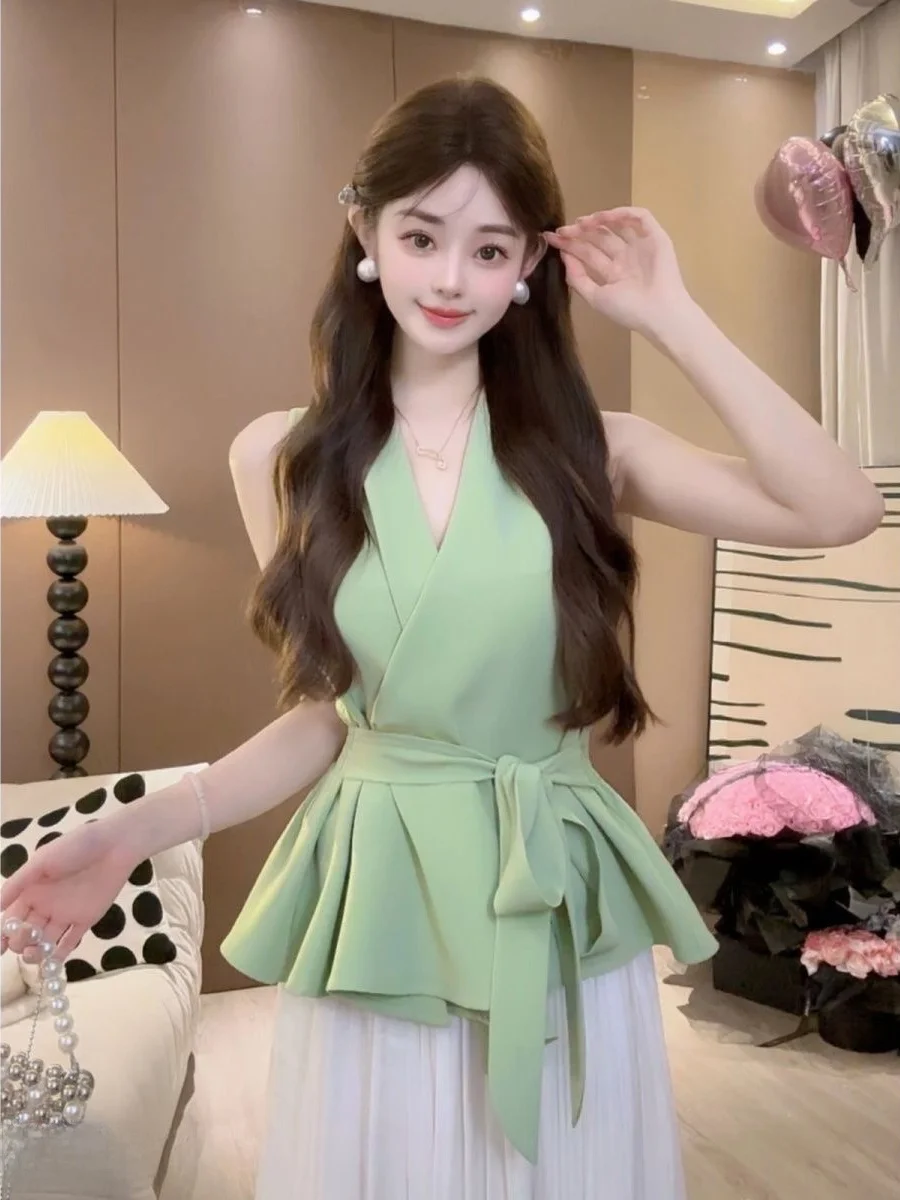 

French Sle Slim Fit V-Ne Belted Tank Top Svel Summer New Design Sensation Waist-Cinching Faionable Women's irt