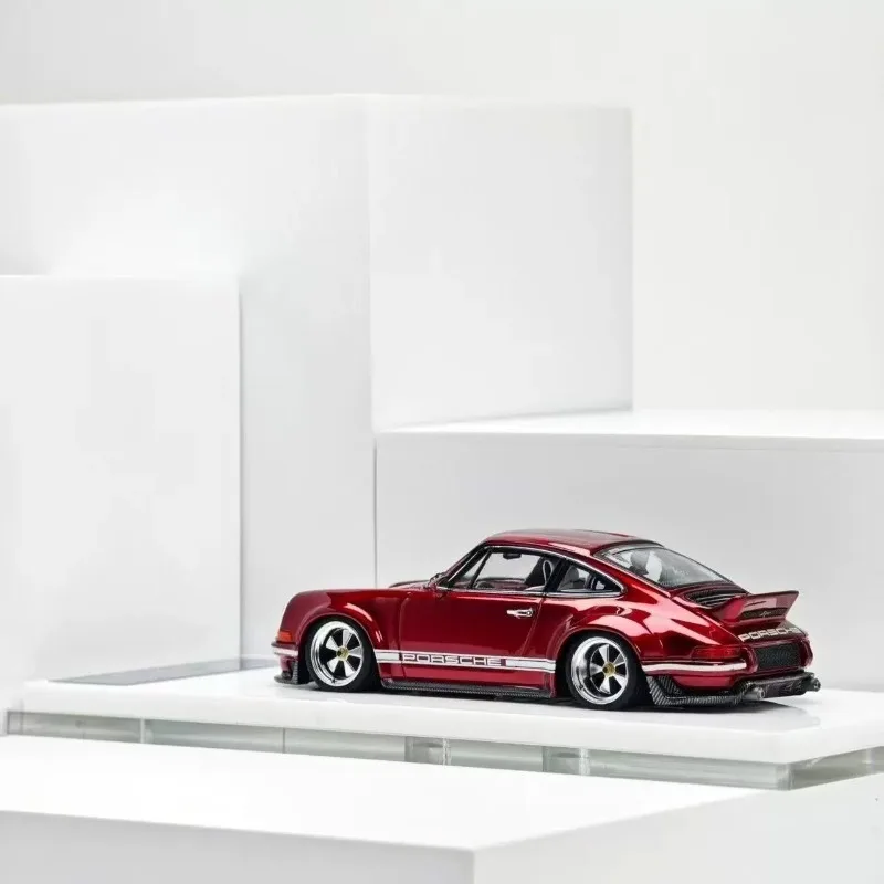 HEC Zincit Singer Coupe DLS Red Blue Limited Edition 1:43 Scale Ultra Diecast Alloy Car Model Collectible Ornament Perfect Gift