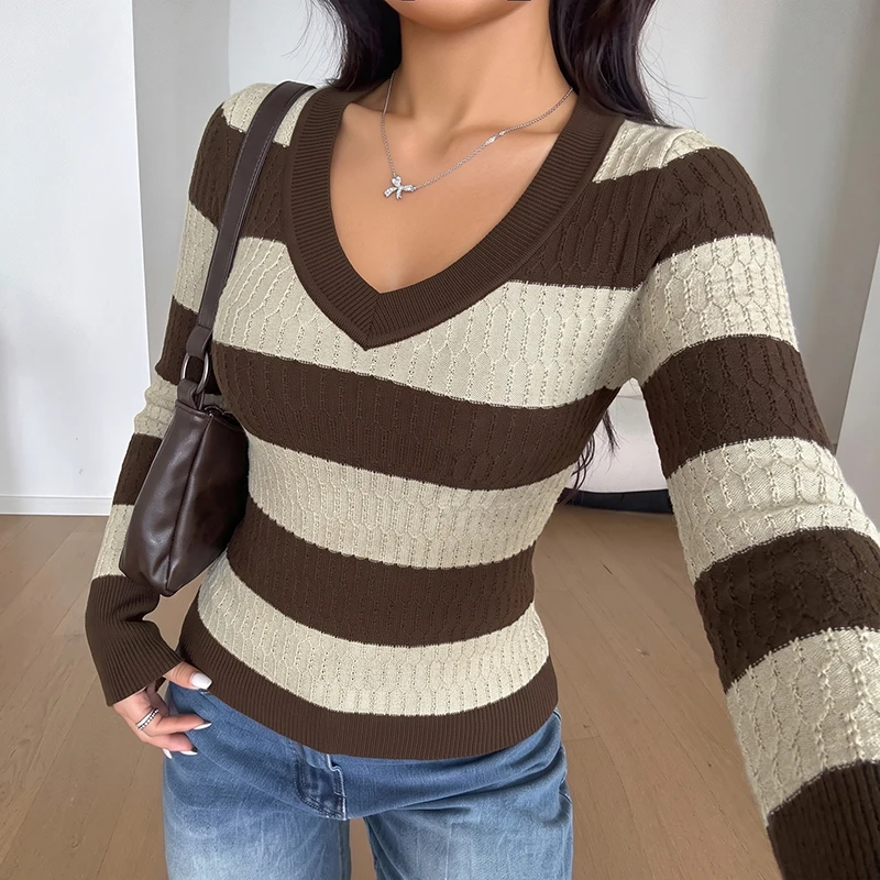 2026 Autumn-Winter New Style Innerwear Knitted Sweater, Slimming Wave-shaped Long Sleeve V-Neck Striped Sweater for Women