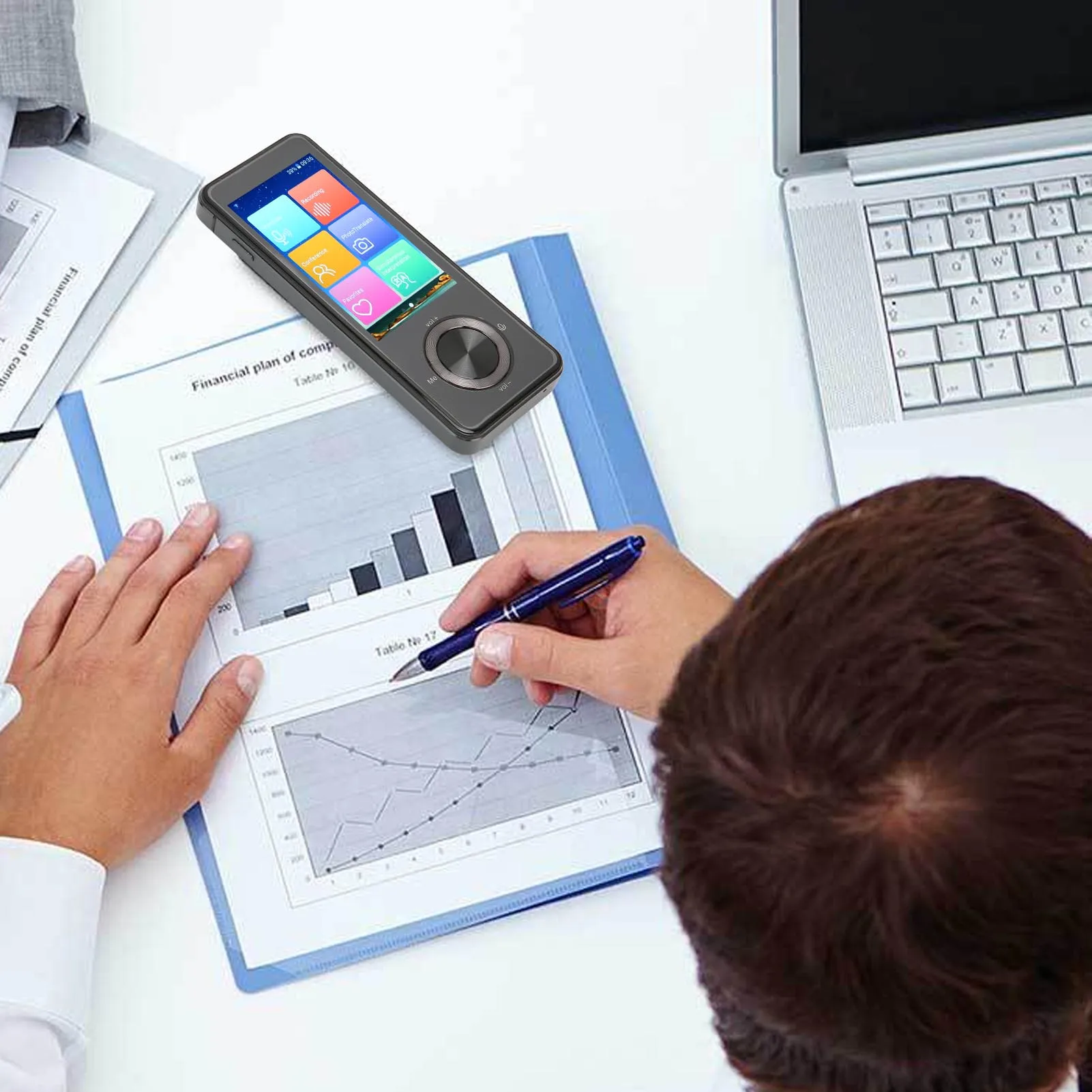 Dispositivo traduttore Registrazione in metallo Batteria a lunga durata 107 lingue Interprete vocale Schermo HD con traduzione di foto per i viaggi