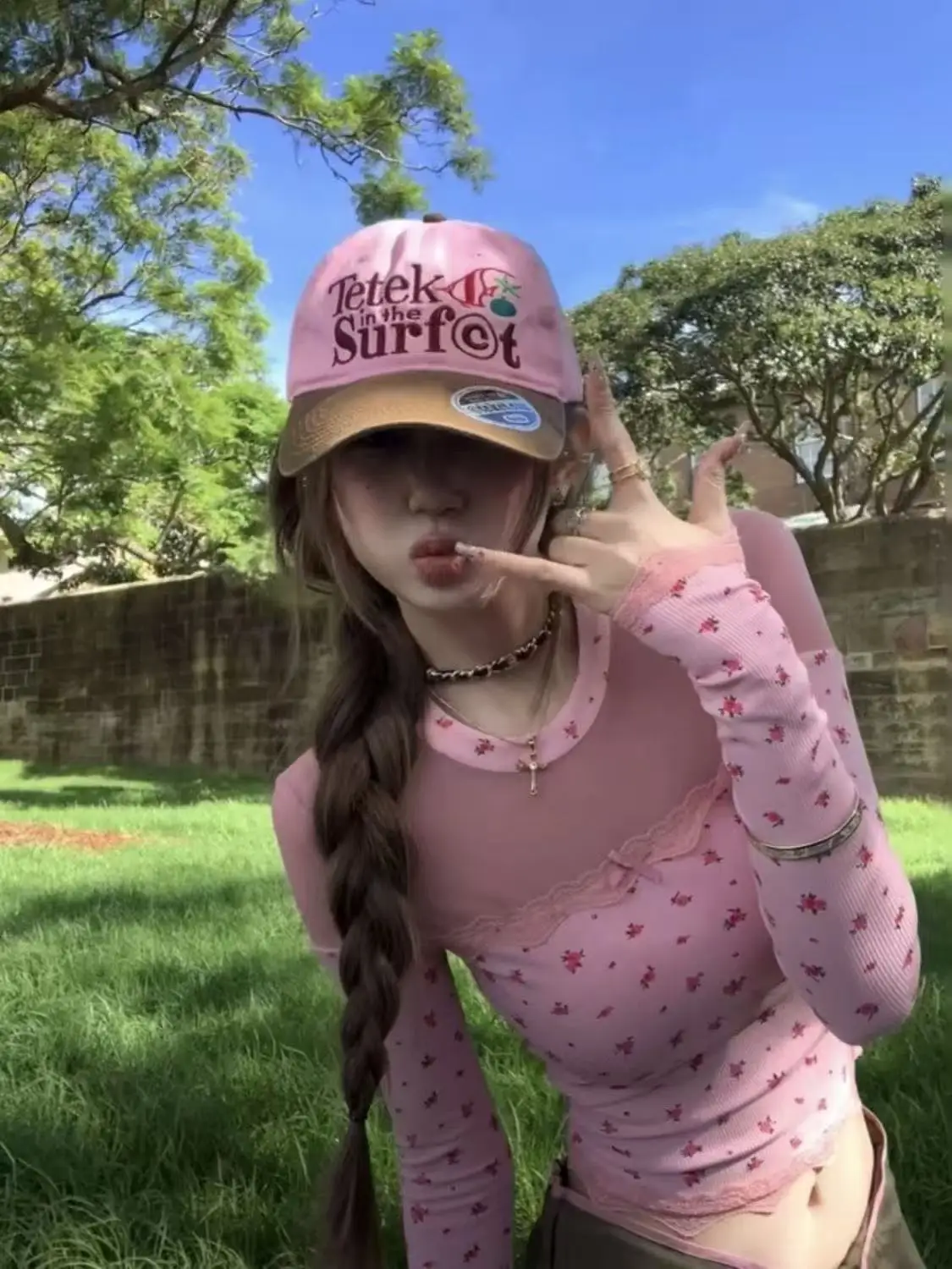 

Милая стильная модная футболка с длинным рукавом и цветочной строчкой, женская новая американская кружевная футболка с бантом Y2K, тонкие корейские топы Spice Girl