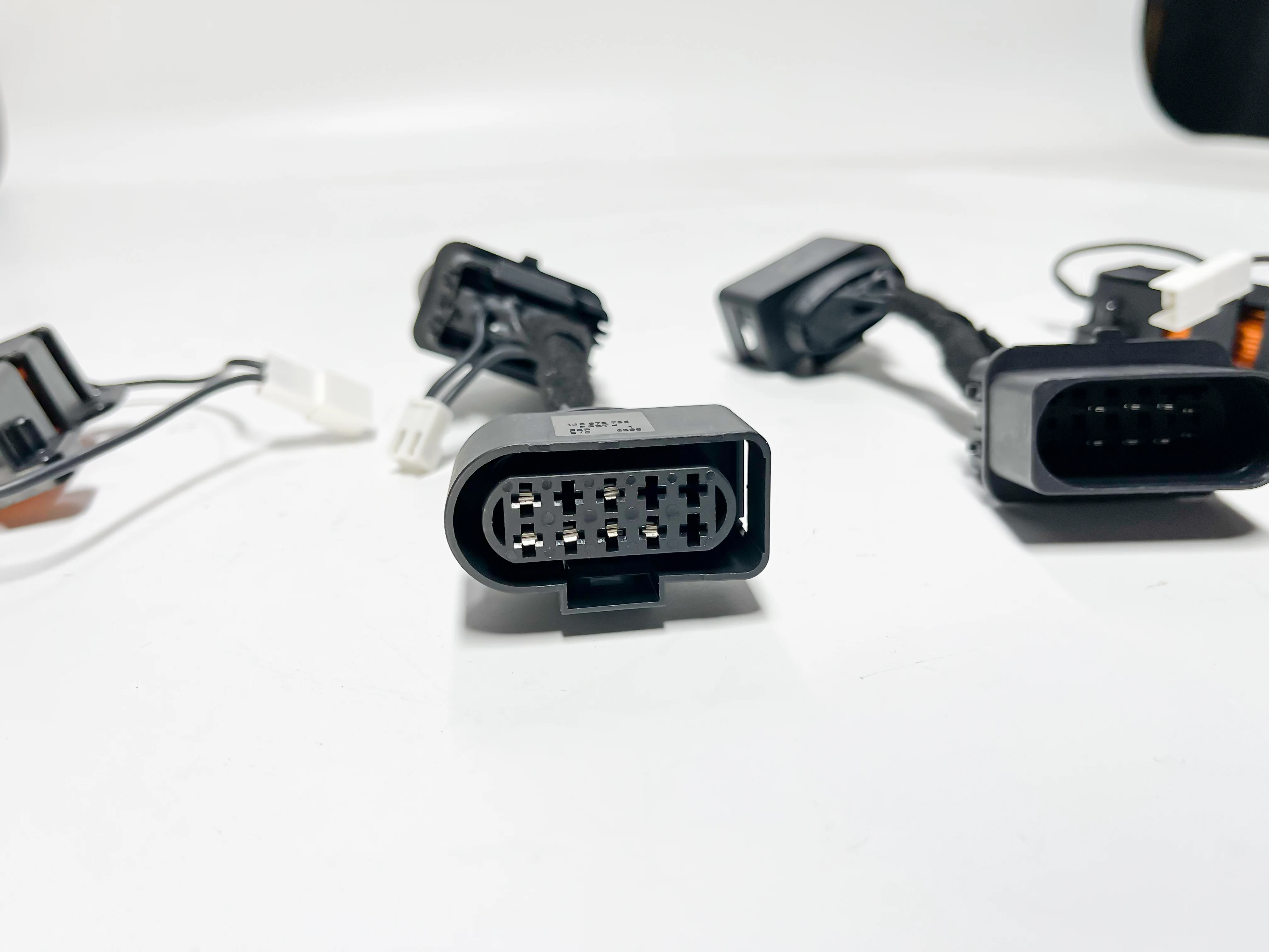 Car Lights Adapter For Golf 7 Golf 6 Golf6 Golf7 MK7 MK6 R20 Headlights Connector Pins Upgrade Golf 7.5 Front Lights Accessories