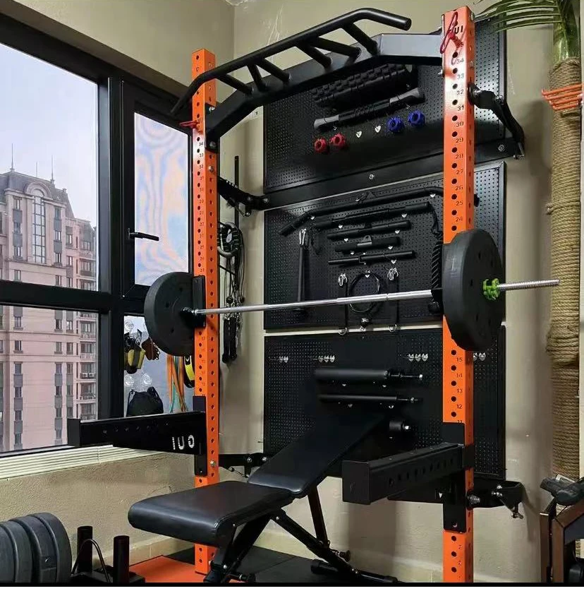 

Складная стойка для приседаний AiroGym с креплением на стену, J-образными крюками и страховочными рычагами для силовых тренировок