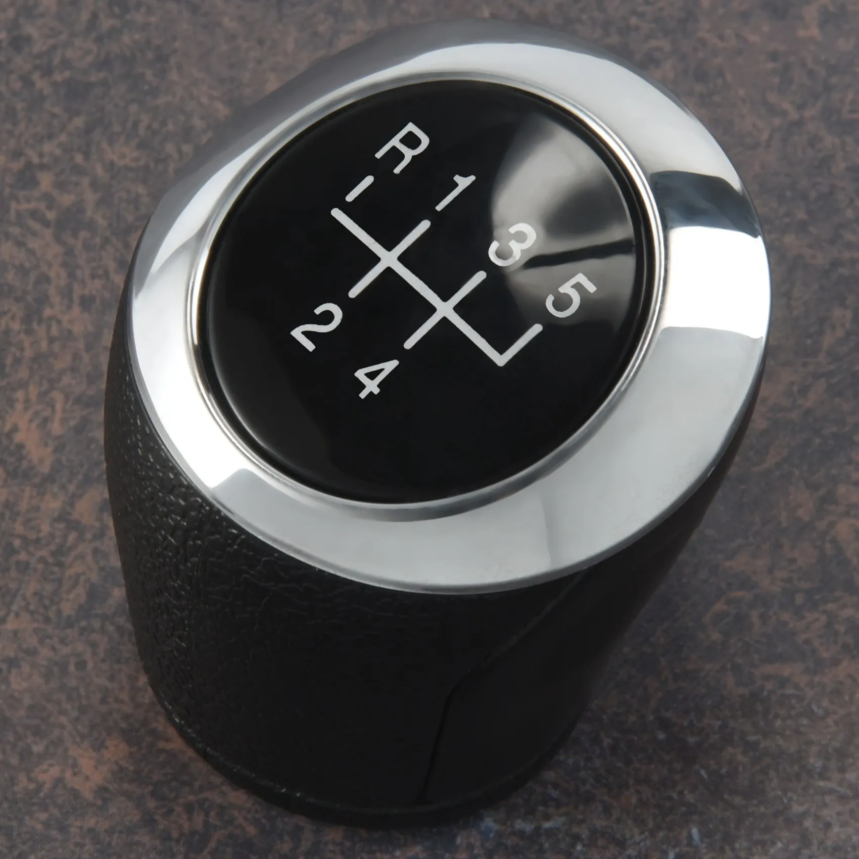 

Ручка переключения передач A82U-5 скоростей автомобиля MT 24108036 для Aveo Sonic T300 2012-2017 24108036