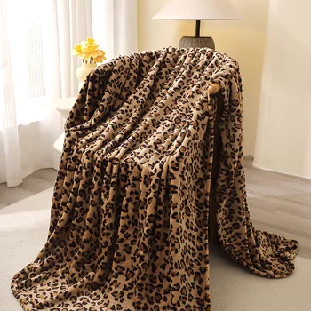 Ultra-Soft Leopard Print All-Season Throw Blanket 1