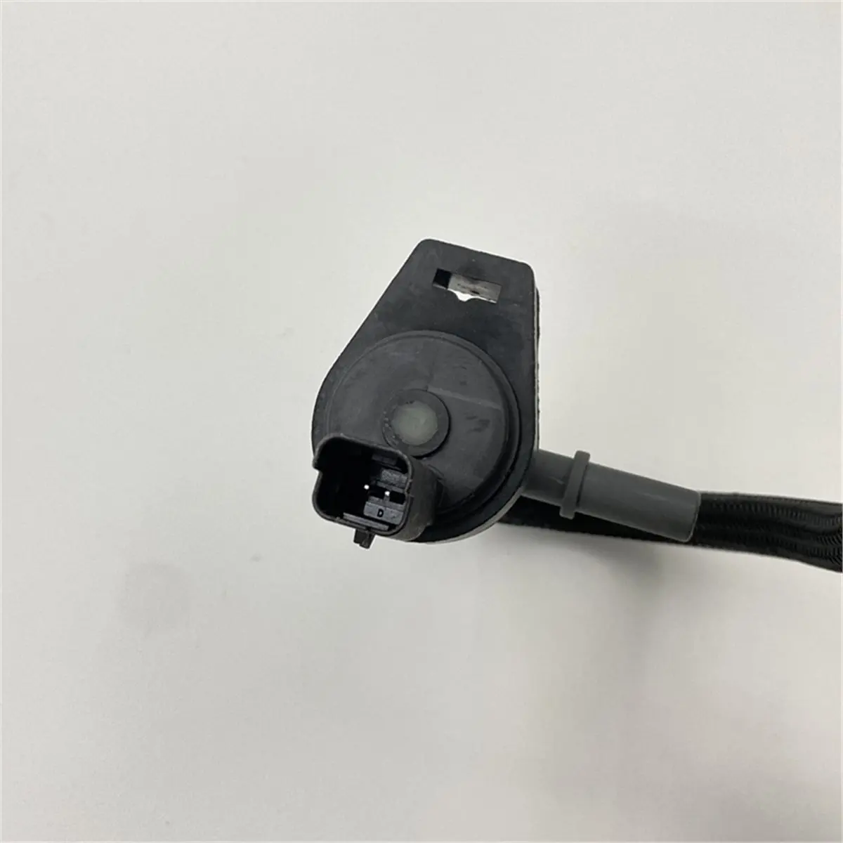 #37C Electro Valve,Purge Solenoid Breather Valve (Black)