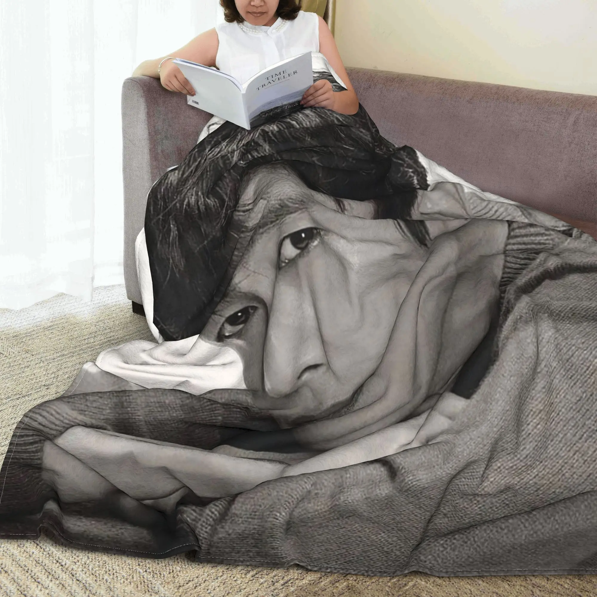 Lee Byung Hun Actor Blanket Multi-function Flannel Sofa Throw Blanket for Home Bedroom Travel Throws Bedspread Quilt