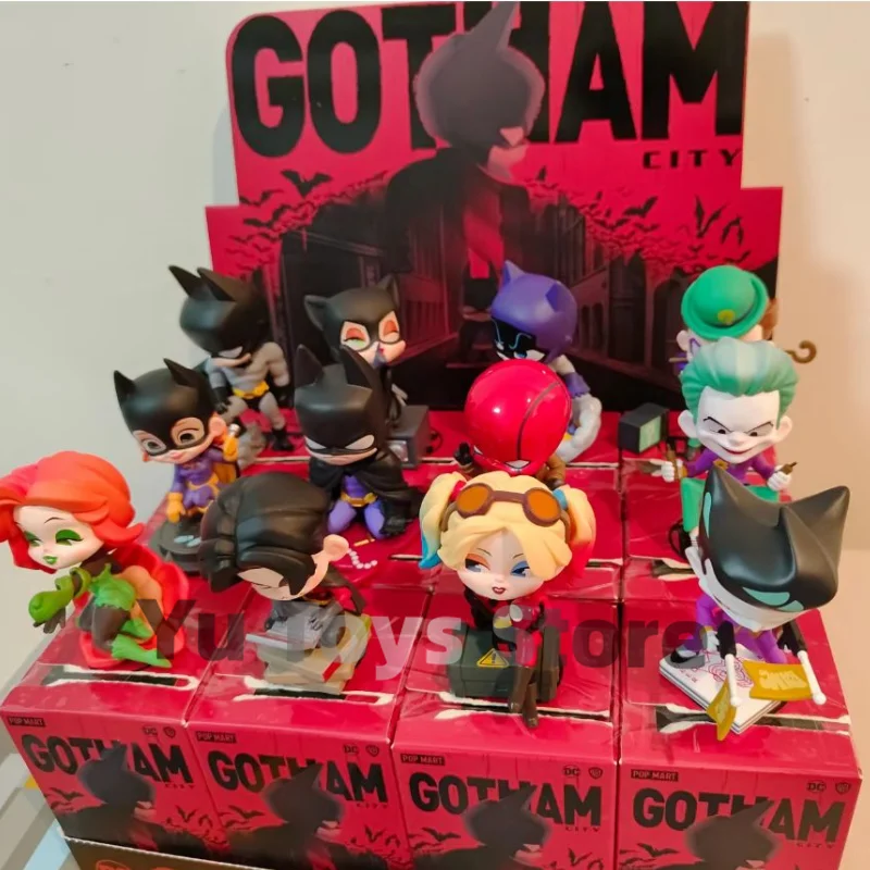 Echte Wunder mysteriöse Überraschung Blind Box Batman Anime Peripherie Mini Figur Garage Kit Mode trend ige Spielzeug Kinder Geschenk