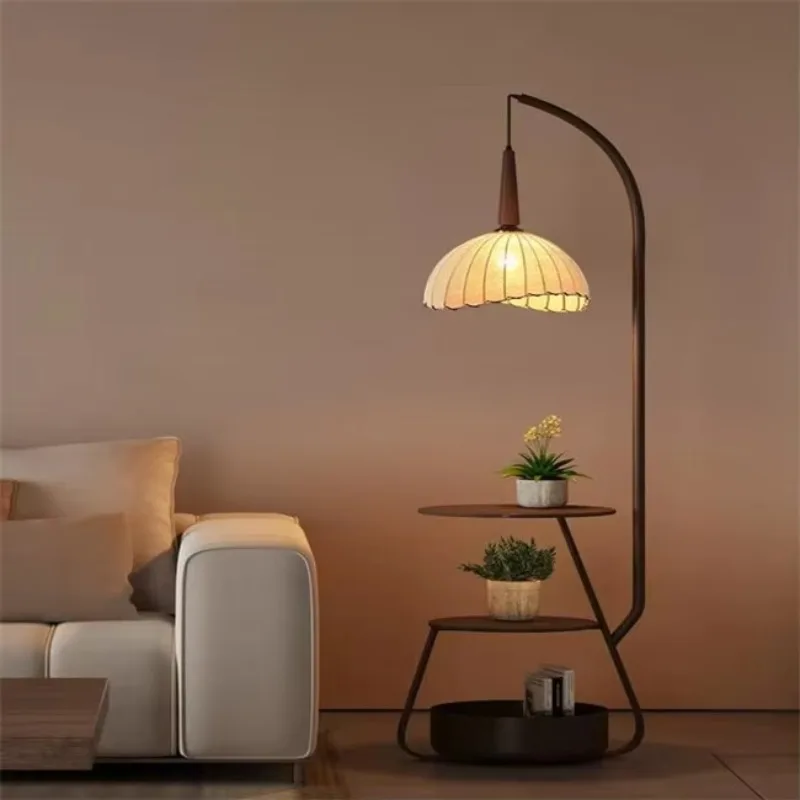 Modern Design Utility Light Luxury Vintage Lantern with Table Light Emitting Diode Floor Light Indoor Standing