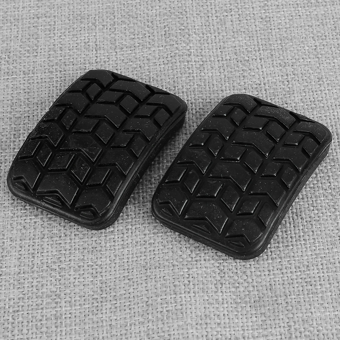 New B092-43-028 2pcs Brake Clutch Rubber Pedal Pad Cover Fit for Mazda Miata 1990-1997 1999-2003