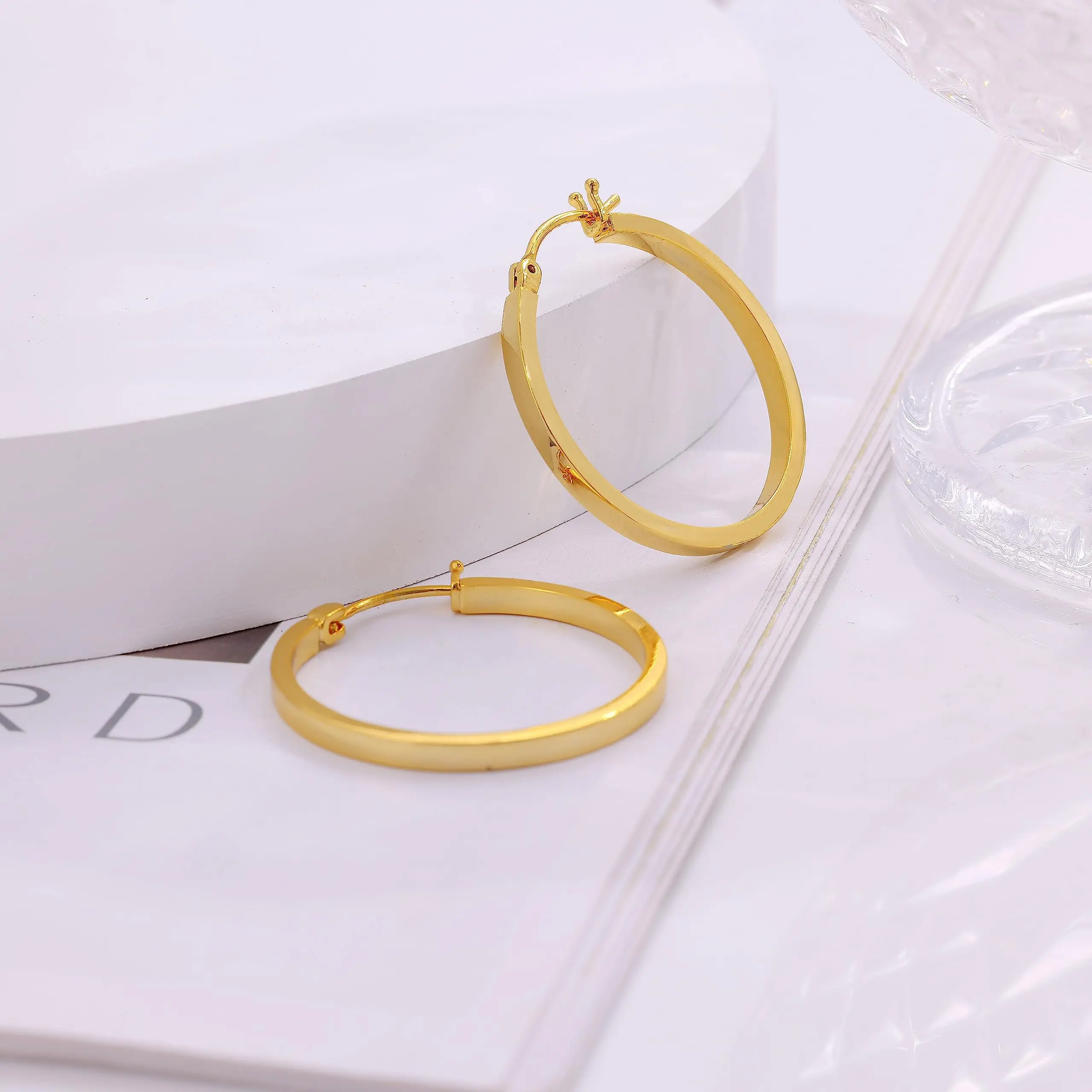 Vonmoos Lady High Quality Flatted Gold Hoop Earrings 14K Real Gold Plated Designer Jewelry Earring with 925 Sterling Silver Post