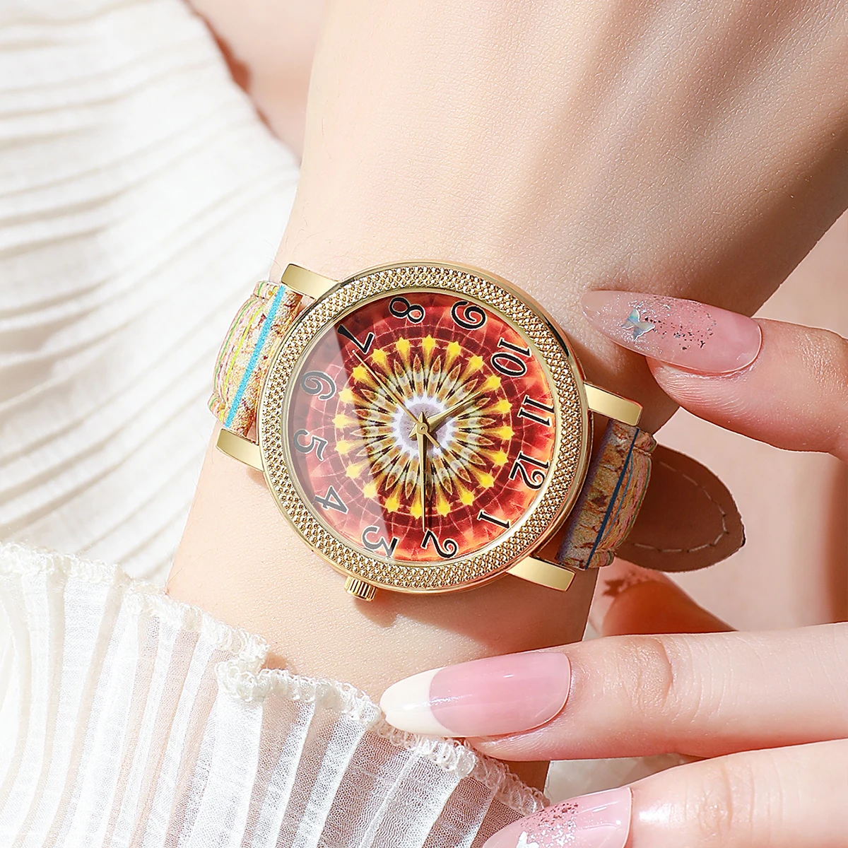 1Pcs Women's Gift Watch Temperament Elegant Personality Scale Dial Trendy Fashion Quartz Watch, Best Gift for Girls(without box)