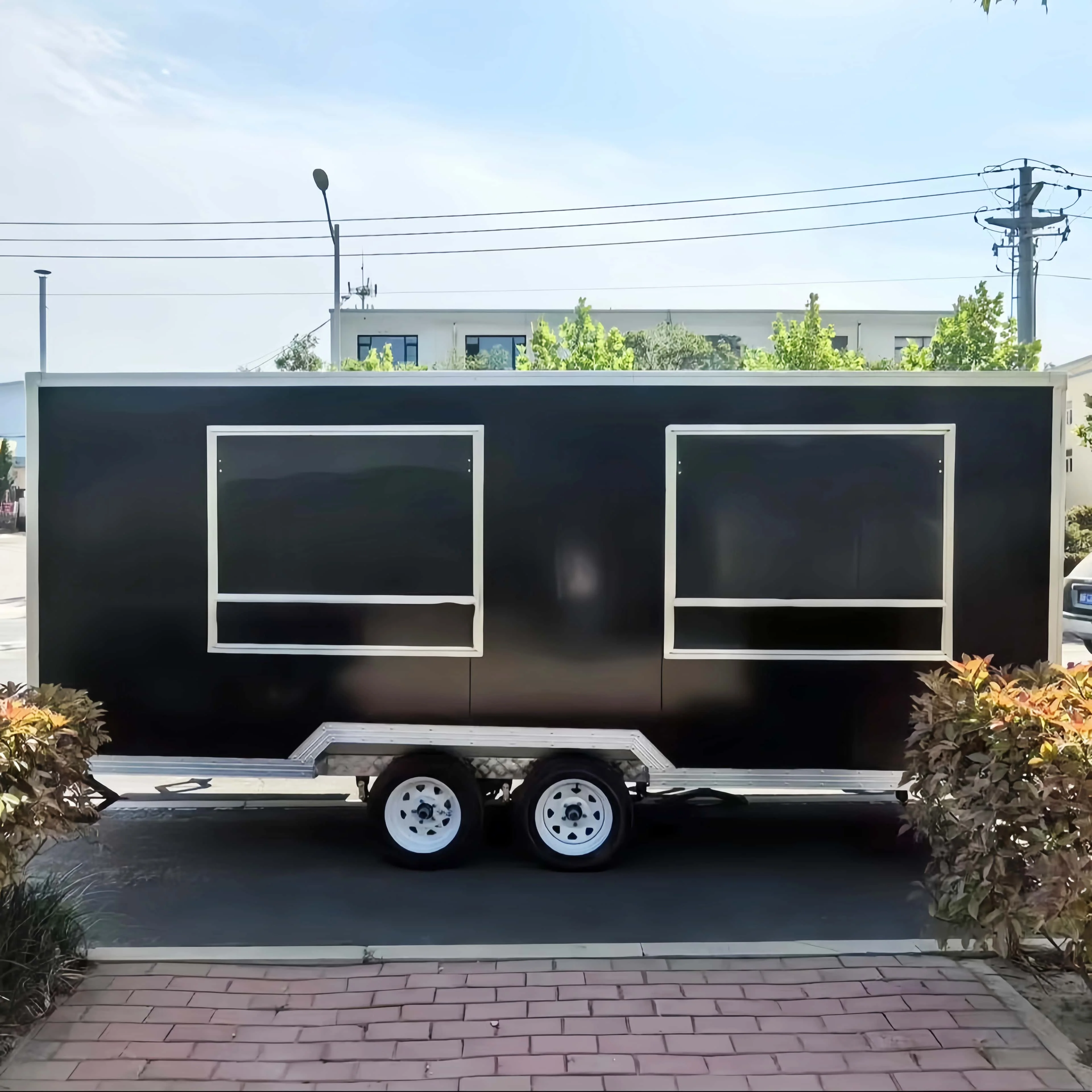 

Customizable Stainless Steel Food Truck Trailer Fenced Square Food Trailer Square Food Van Commercial Food Selling Truck