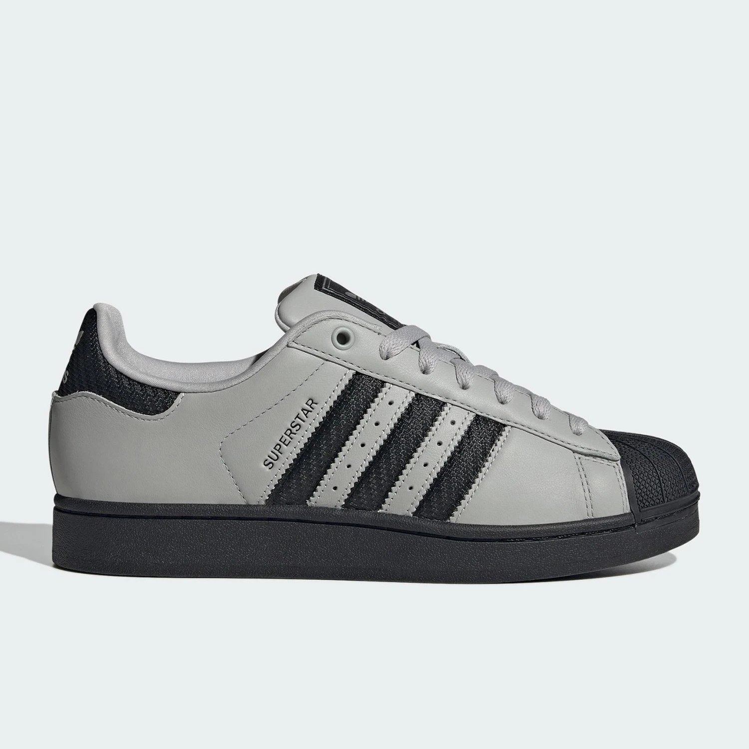 

Adidas genuine clover men's and women's classic low cut sports and leisure board shoes JQ3183