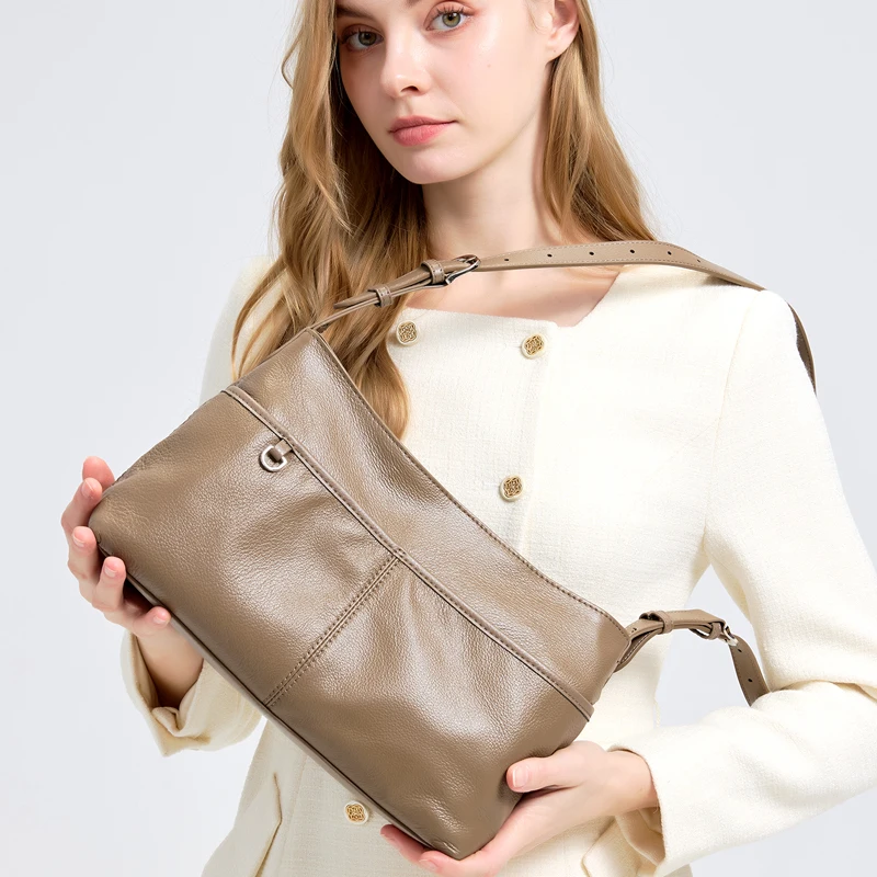 

Woman Fashionable casual crossbody bag Women's large capacity genuine leather handbag retro luxury designer genuine shoulder bag