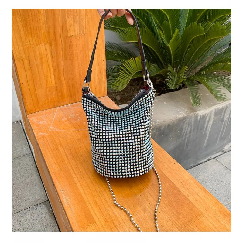 

Роскошная брендовая кожаная сумка через плечо для женщин, известный дизайнер, элегантная классическая сумка через плечо, популярная женская стильная сумка