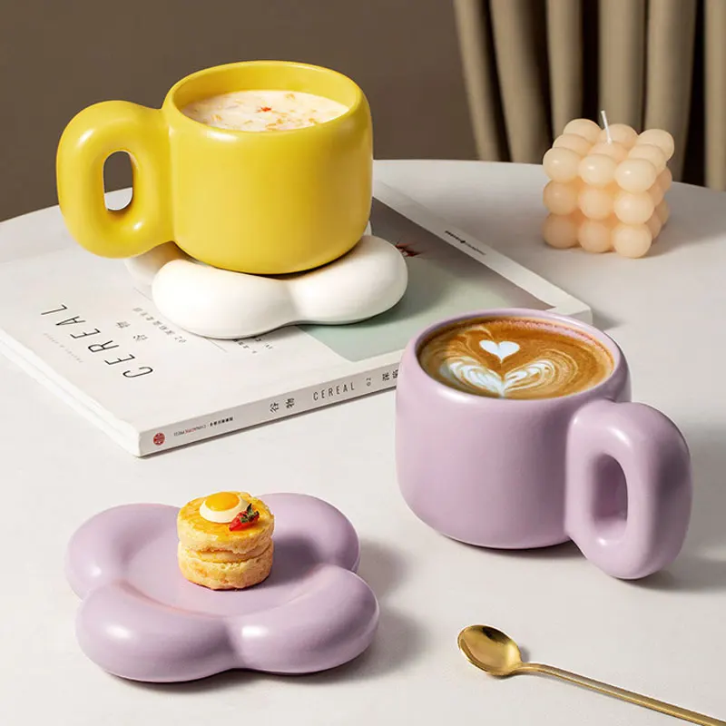 

500ml Large Creative Beautiful Mugs Ceramic Big Handle Mug For Coffee Tea Milk Cute Cup With Flower Dish Tableware Unique Gifts