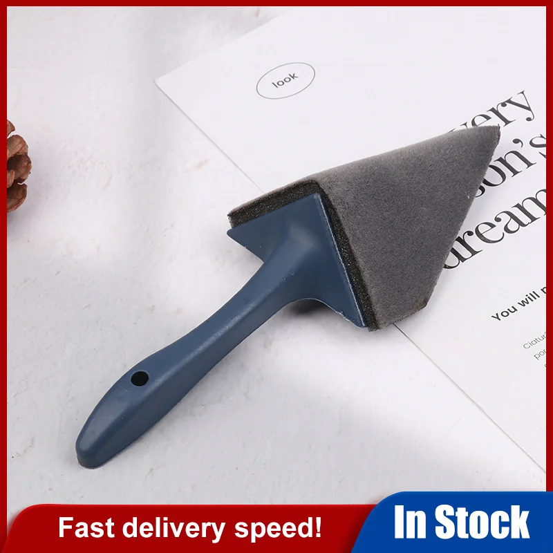 Pincel triangular com cabo de plástico durável, canto multifuncional e pintor para fácil aplicação, 1 peça