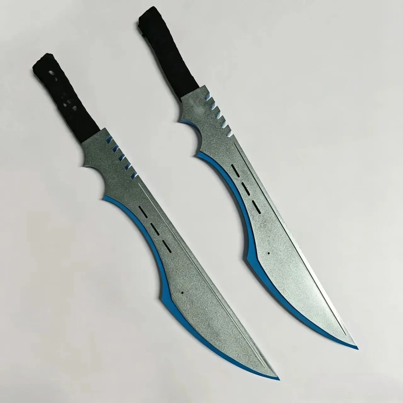 Don Quixote Luminous Daggers Game Limbus Company Cosplay Props Halloween Christams Fancy Party Costume Accessories Props 2