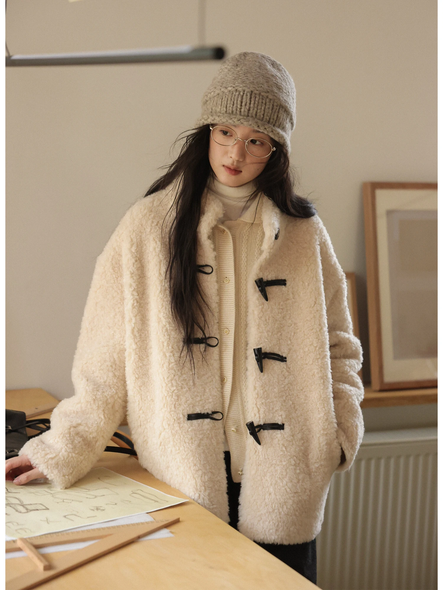 

Original Winter S Mink Color Wool And Fur Inteated Coat for Women Long Sve Loose Fit Sle Button Detail Coat