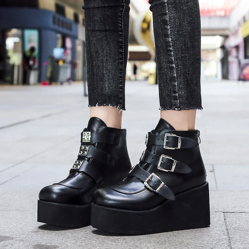 2023 Ankle Boots for Women Street Fashion Casual Wedges Platform Shoes Size 43 Super High Heel Belt Buckle Designer Boots Female